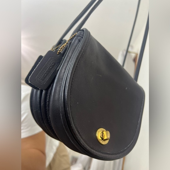 Coach Handbags - Vintage Coach Mini Bag style crossbody